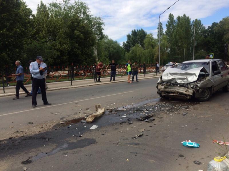 В Чапаевске в аварии пострадали пять человек