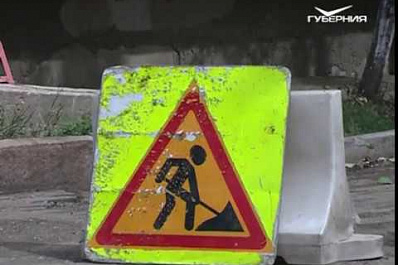 Подрядчики доделывают самарские дворы