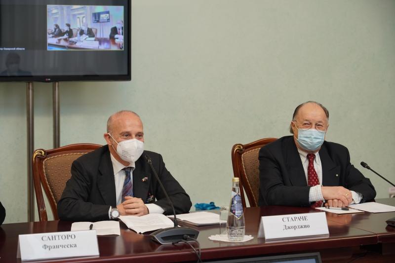 Дмитрий Азаров и Посол Италии в России Джорджо Стараче обсудили расширение гуманитарного и экономического сотрудничества между регионами