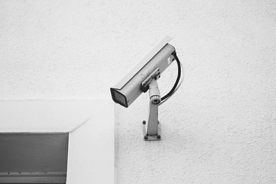 Россиянам рассказали, где работодатель не имеет права ставить камеры видеонаблюдения