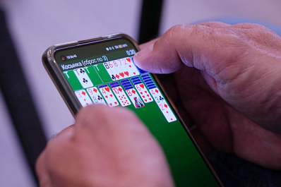 Тольяттинец похитил телефон под предлогом "нужно срочно позвонить"