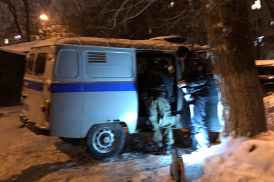 Полиция ищет людей, подсунувших механическое устройство под машину самарца 