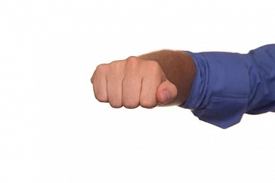 В Тольятти напали на сотрудника прокуратуры