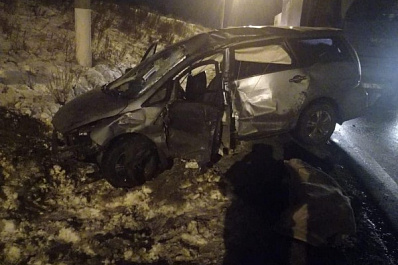 Легковушка влетела в фуру: в Тольятти произошла смертельная авария