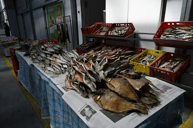 Стало известно об опасном заболевании любителей рыбы