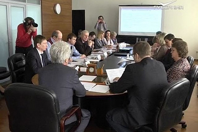 Более 14 млрд рублей потратил региональный Минстрой на программы и проекты ведомства в 2017 году