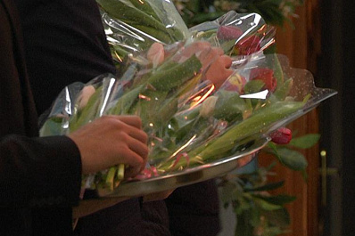 Куйбышевский нефтеперерабатывающий завод устроил конкурс красоты среди сотрудниц