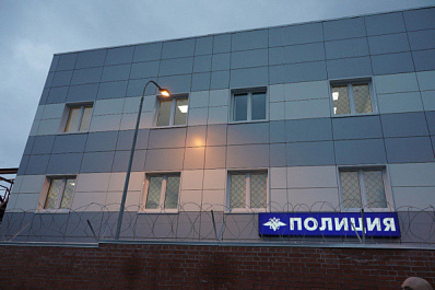 В Самарской области мужчина вынес из чужого дома деньги, технику и одежду