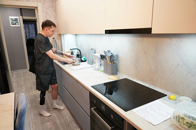 В Самаре продолжают адаптировать жилье для ветеранов СВО с инвалидностью