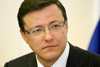 Дмитрий Азаров поздравил жителей губернии с праздником Навруз