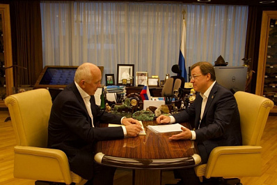 Дмитрий Азаров и Сергей Чемезов обсудили производственные планы предприятий Ростеха и вопросы подготовки кадров