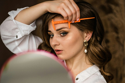 Влияние перманентного макияжа на здоровье женщин