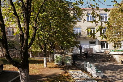 Самарцы восстанавливают центр первичной медико-санитарной помощи в городе Снежное