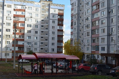 В Новокуйбышевске появились три "здоровых" двора