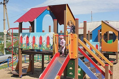 Благодаря нацпроекту в Ставропольском районе благоустроили пять дворов