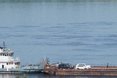 В Самаре на этой неделе прекратит работу грузовая переправа Октябрьский спуск - Рождествено