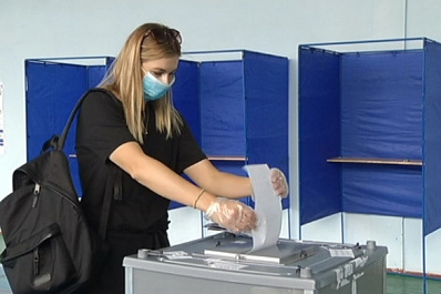 Гандболистки "Лады" проголосовали по поправкам в Конституцию