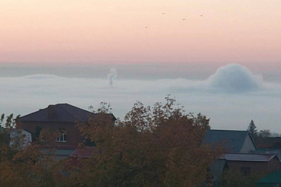 Фотоподборка: Самару с утра окутал густой туман, а реки "закипели"