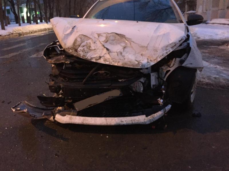 В Самаре "Веста" не поделила перекрёсток с "Ниссаном"