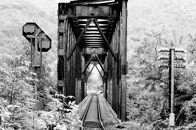 В Сызрани до конца месяца решится судьба опасного моста