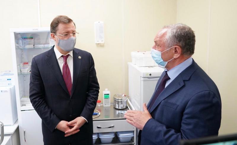 Дмитрий Азаров: "Современное медицинское оборудование должно служить людям"