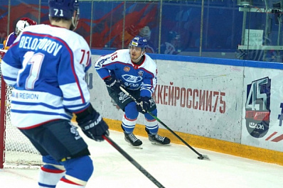 Хоккейная "Лада" отправилась в Тюмень 