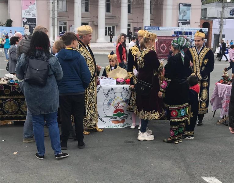 В Тольятти открылась этноярмарка ко Дню дружбы народов