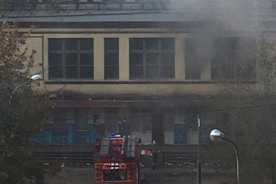 В Самаре горел заброшенный кинотеатр "Юность"