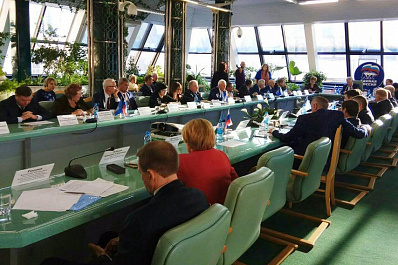 Геннадий Котельников покинул пост руководителя фракции Единая Россия Самарской губернской думы