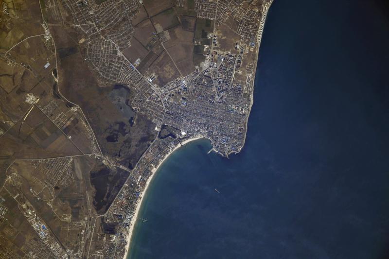 Самарский космонавт Олег Кононенко сделал снимки российских курортов