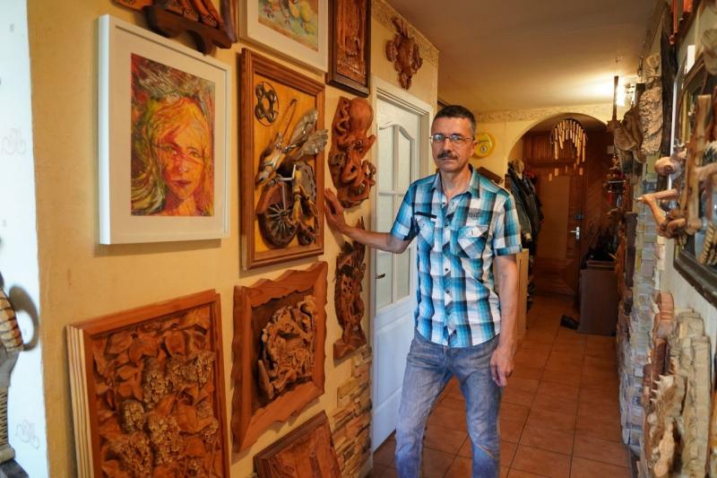 Фантазии из дерева: самарец Вячеслав Квитко возрождает искусство резьбы