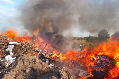 25 августа в Самарской области горели строительные и бытовые отходы