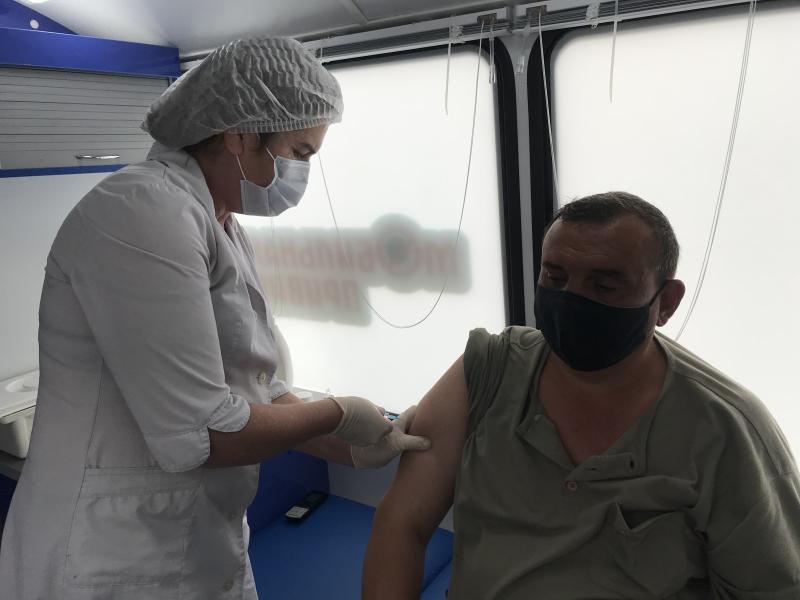Глава Роспотребнадзора призвала россиян вакцинироваться до начала лета