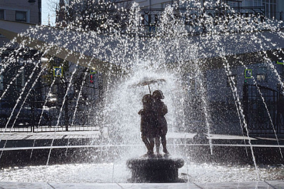 В Самаре бесплатно раздавали пенные напитки