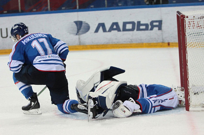 Стали известны имена хоккеистов, подписавших контракт с "Ладой"