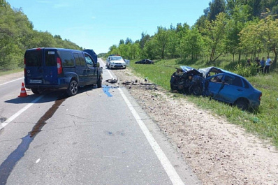 Смертельное ДТП: в Самарской области погиб водитель Lada Kalina