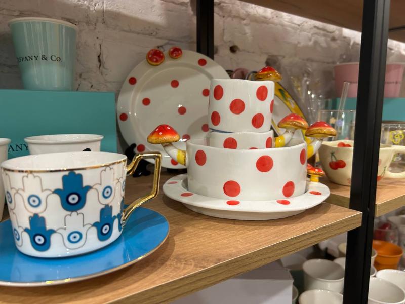 В Самаре продают фарфоровую посуду за 1 миллион рублей 