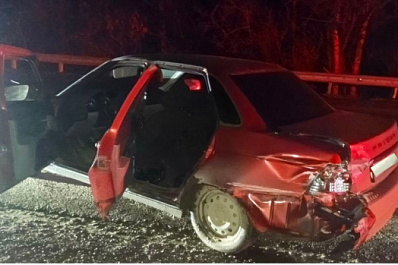В Сергиевском районе в ночном ДТП погиб водитель "Приоры"