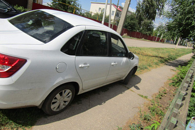 В Самарской области злоумышленник угнал автомобиль и уснул за рулем