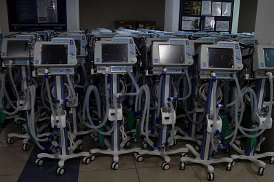 В Самарскую область завезли 140 аппаратов ИВЛ