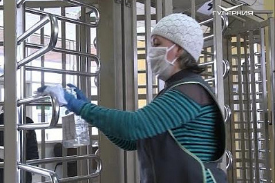 С жесткими нормами: как работает тольяттинский завод при коронавирусе
