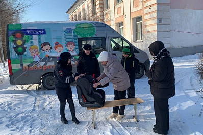 В Самарской области родителям рассказали, как выбрать автокресло для ребенка