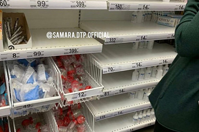 Жители Самары скупают продукты и антисептики