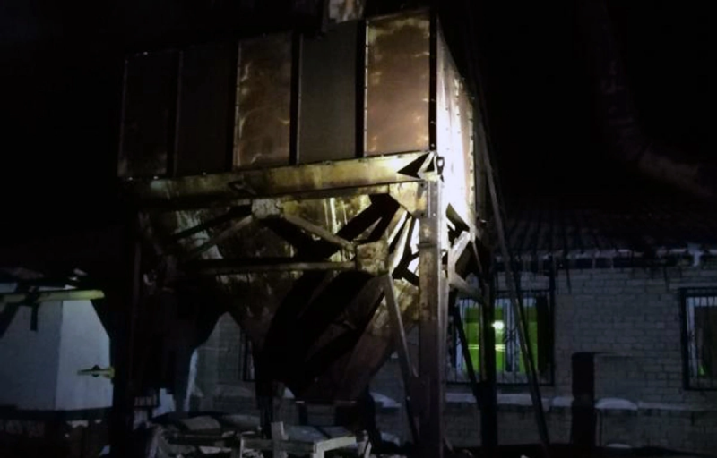 В Самарской области мужчина провалился в металлический бункер глубиной 8 метров