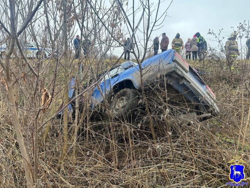 В Самаре 21-летний мужчина на "Гранте" врезался в дерево