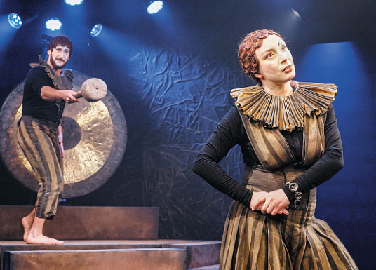 Эзоп и цирк: на сцене в Новокуйбышевске баснописец попал в шапито