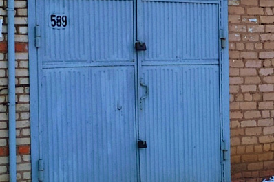 В Самаре районные администрации могут наделить правом сносить незаконные гаражи и киоски