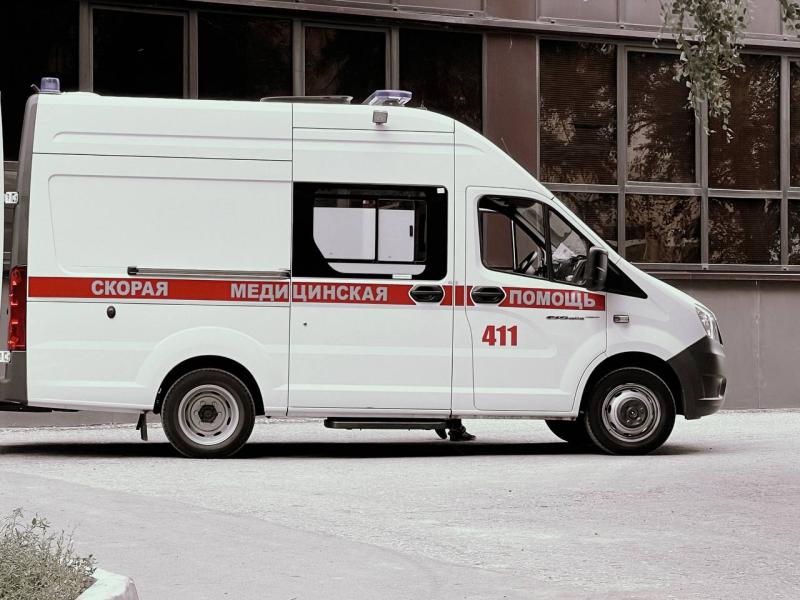 Пьяный мужчина напал на медиков скорой помощи в Свердловской области 