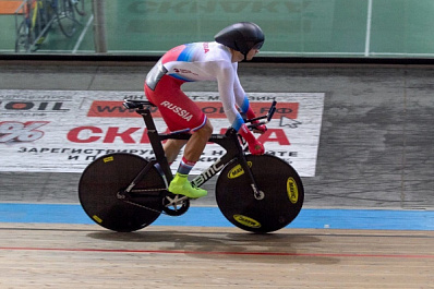 Степан Григорян в одиночку представляет самарский велоспорт