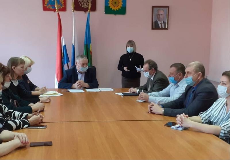 Владислав Туркин покинул пост главы Богатовского района